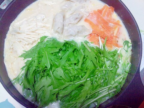 水菜たっぷり豆乳鍋＋＋